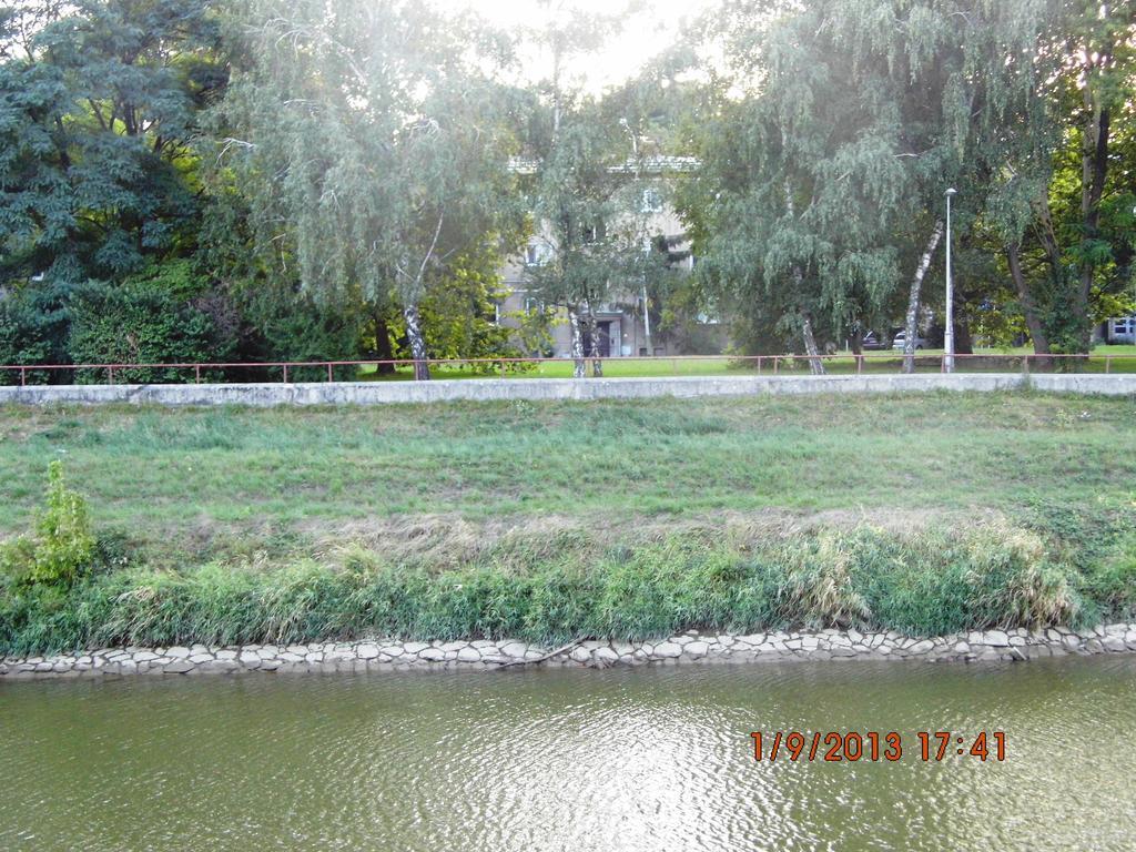 Fukas Apartments Нитра Экстерьер фото